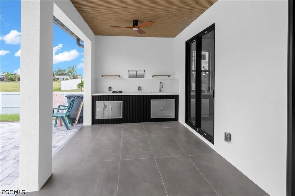 NE 22nd Place Cape Coral, FL 33909