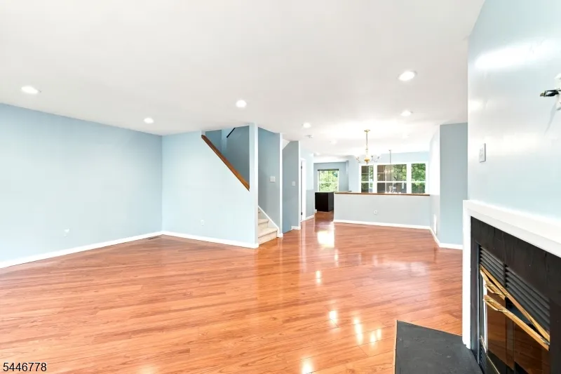 350 Greenfield Rd Bridgewater, NJ 08807