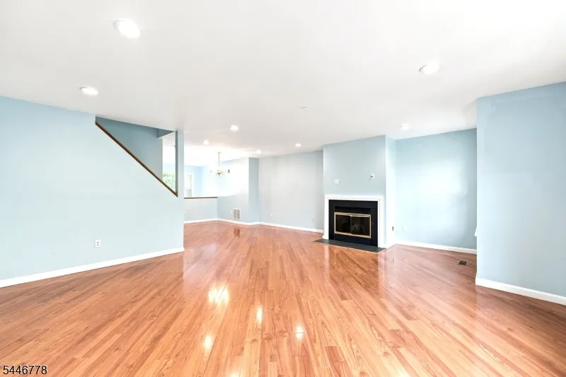 350 Greenfield Rd Bridgewater, NJ 08807