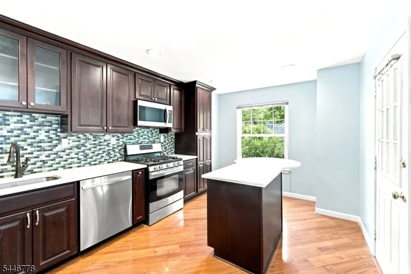 350 Greenfield Rd Bridgewater, NJ 08807
