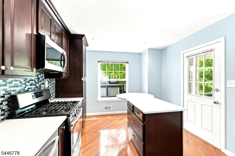 350 Greenfield Rd Bridgewater, NJ 08807