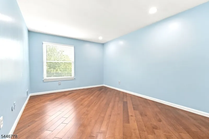 350 Greenfield Rd Bridgewater, NJ 08807