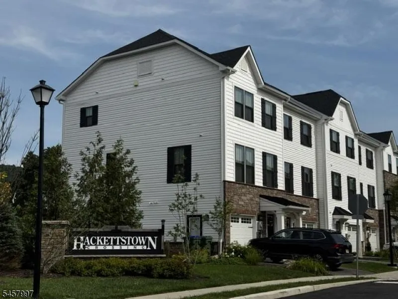 114 Bergen St Hackettstown Town, NJ 07840