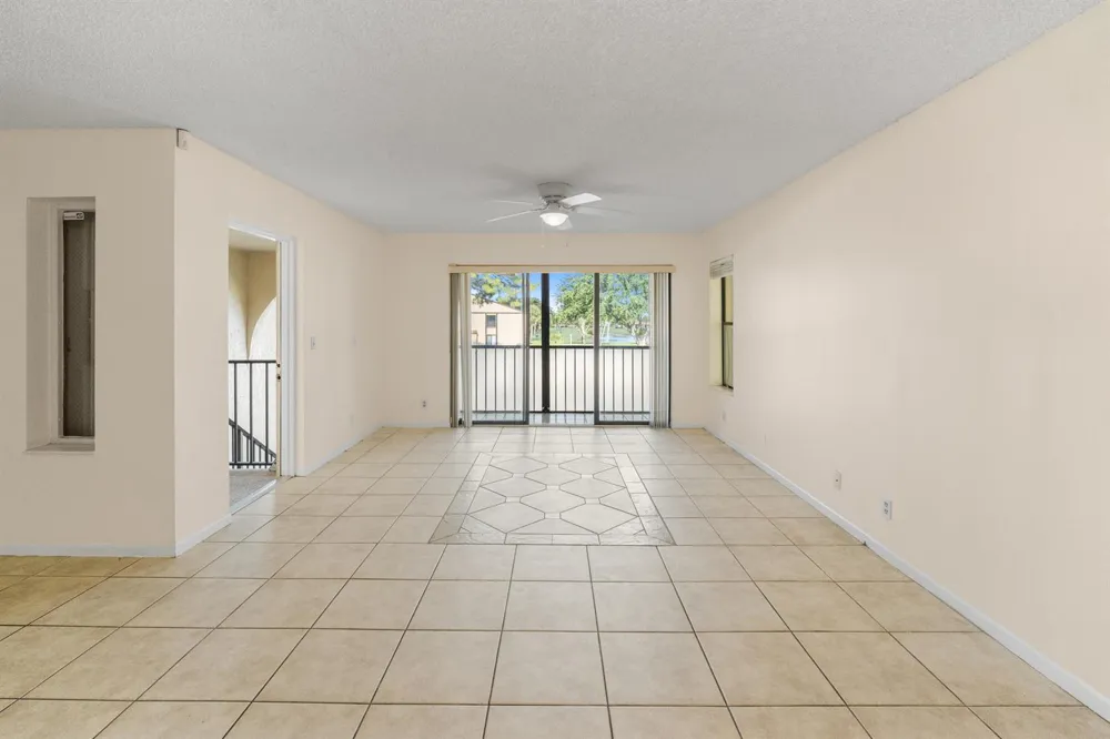 706 Sunny Pine Way #E2 