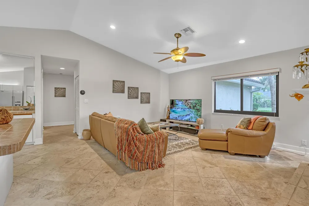 2156 AMESBURY CIRCLE Wellington, FL 33414