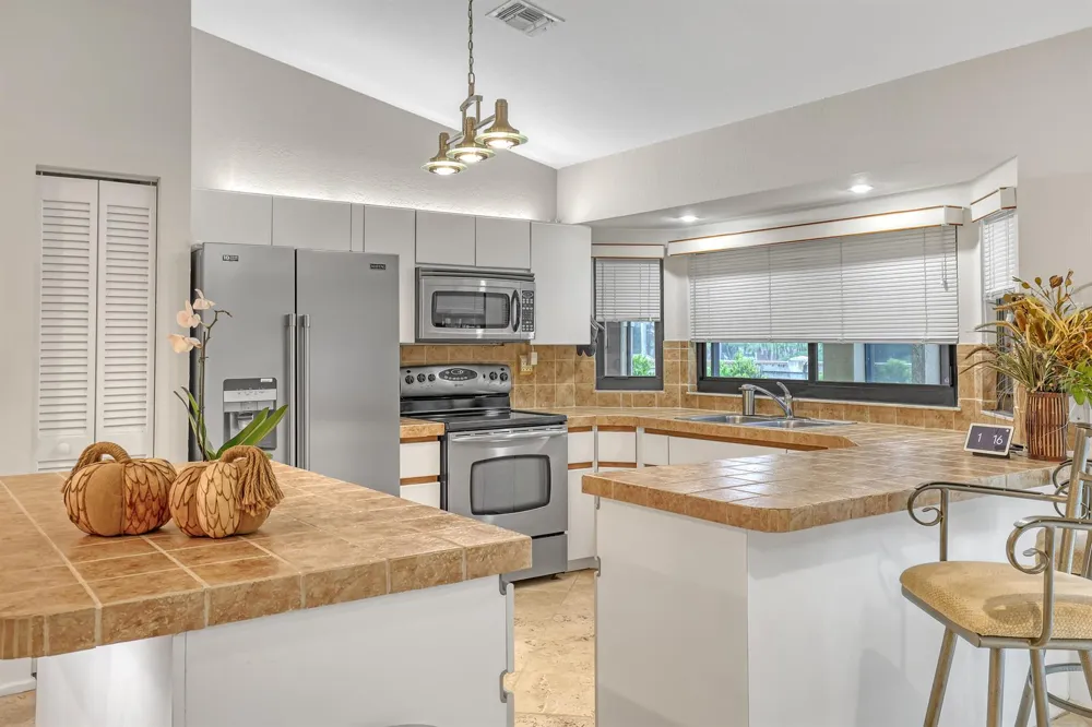 2156 AMESBURY CIRCLE Wellington, FL 33414