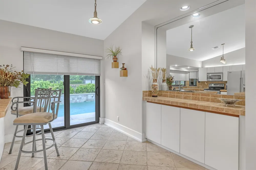 2156 AMESBURY CIRCLE Wellington, FL 33414