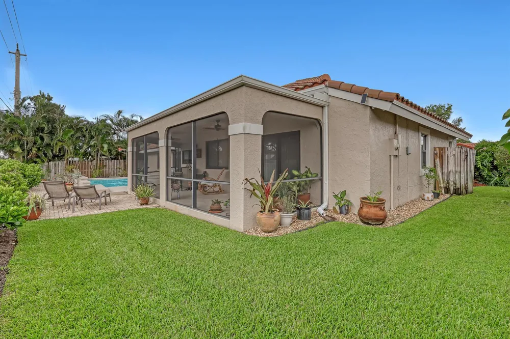 2156 AMESBURY CIRCLE Wellington, FL 33414