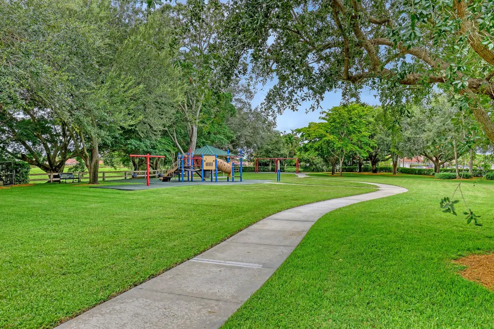 2156 AMESBURY CIRCLE Wellington, FL 33414