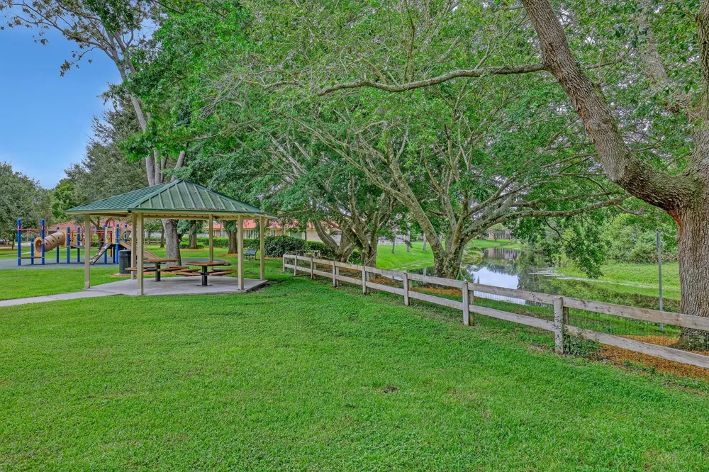 2156 AMESBURY CIRCLE Wellington, FL 33414