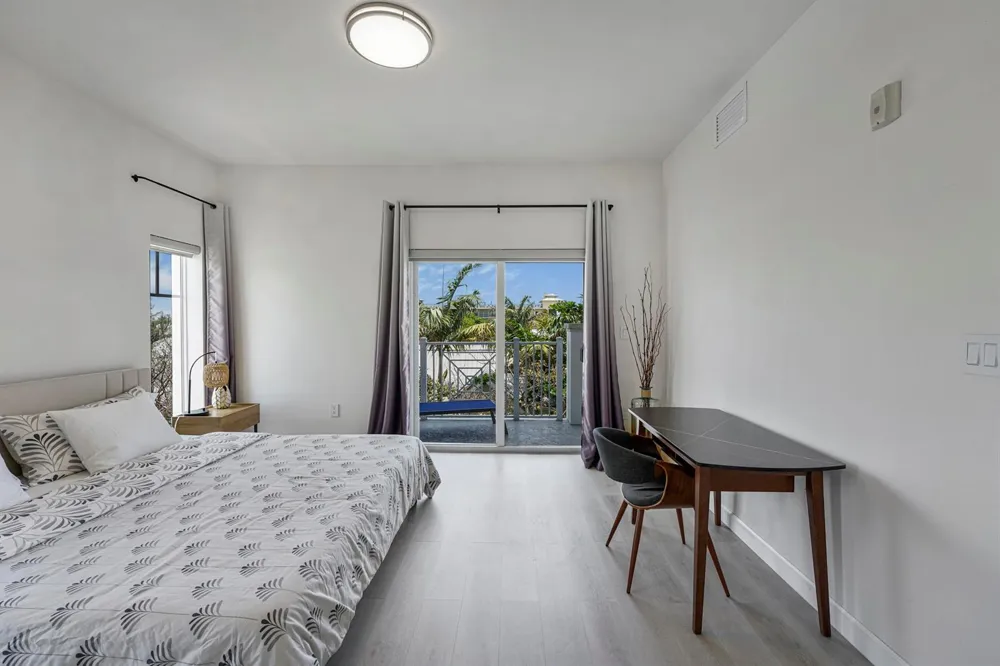 1931 NE 2ND STREET #301 Deerfield Beach, FL 33441
