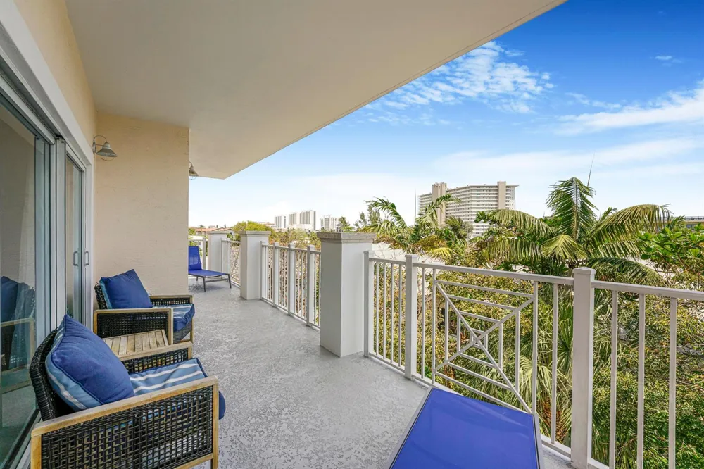 1931 NE 2ND STREET #301 Deerfield Beach, FL 33441