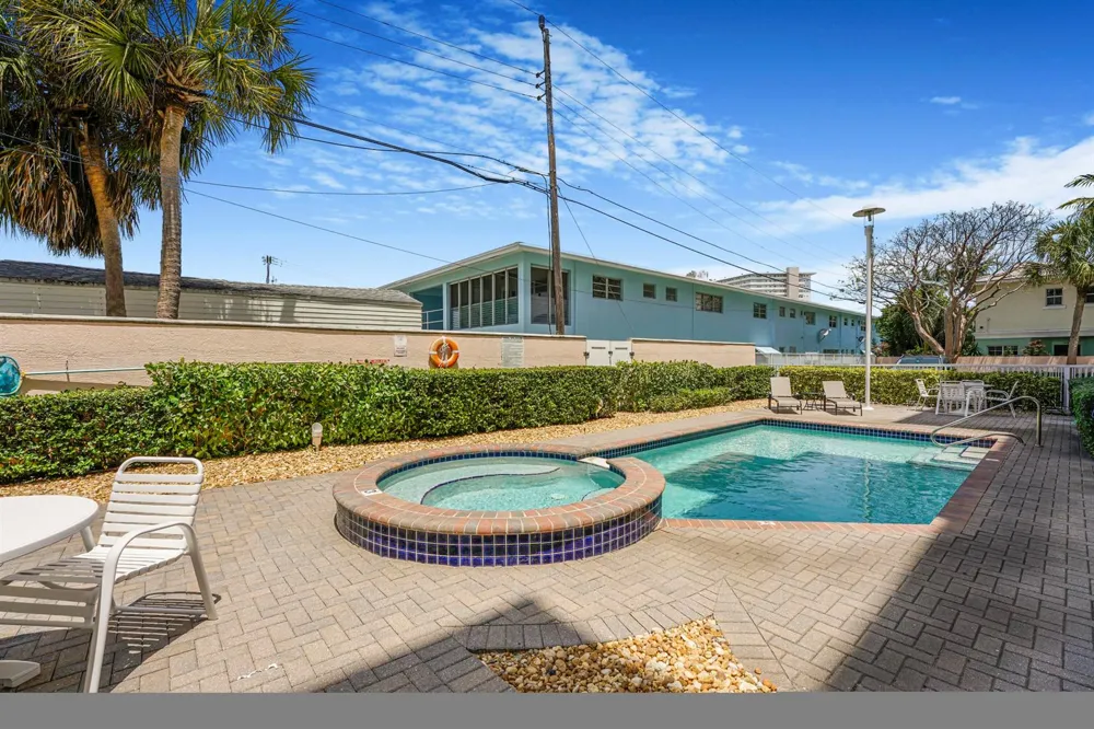 1931 NE 2ND STREET #301 Deerfield Beach, FL 33441