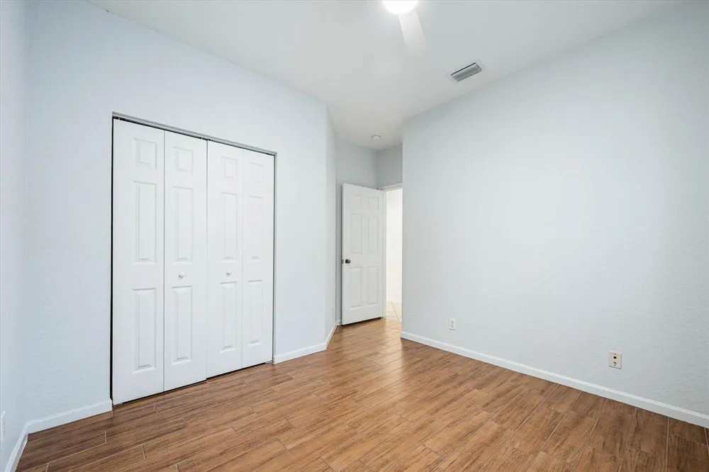 890 HAWTHORN TERRACE Weston, FL 33327