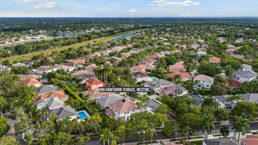 890 HAWTHORN TERRACE Weston, FL 33327