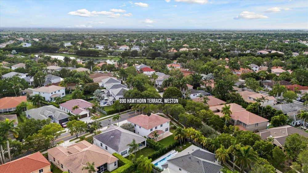 890 HAWTHORN TERRACE Weston, FL 33327