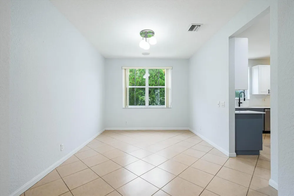 890 HAWTHORN TERRACE Weston, FL 33327