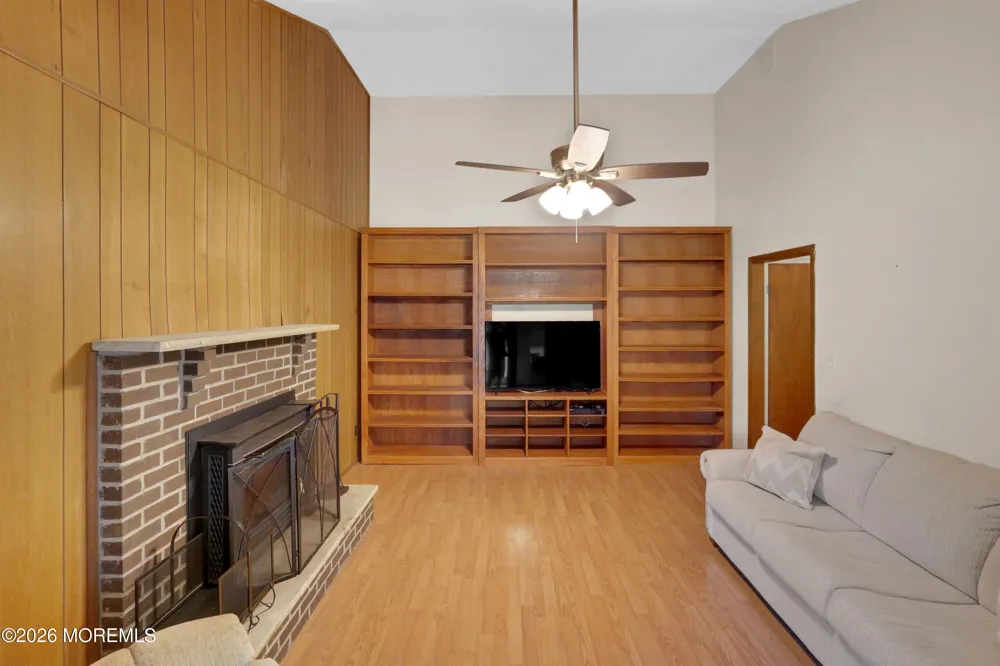 1413 Stanley Drive Wall, NJ 07719
