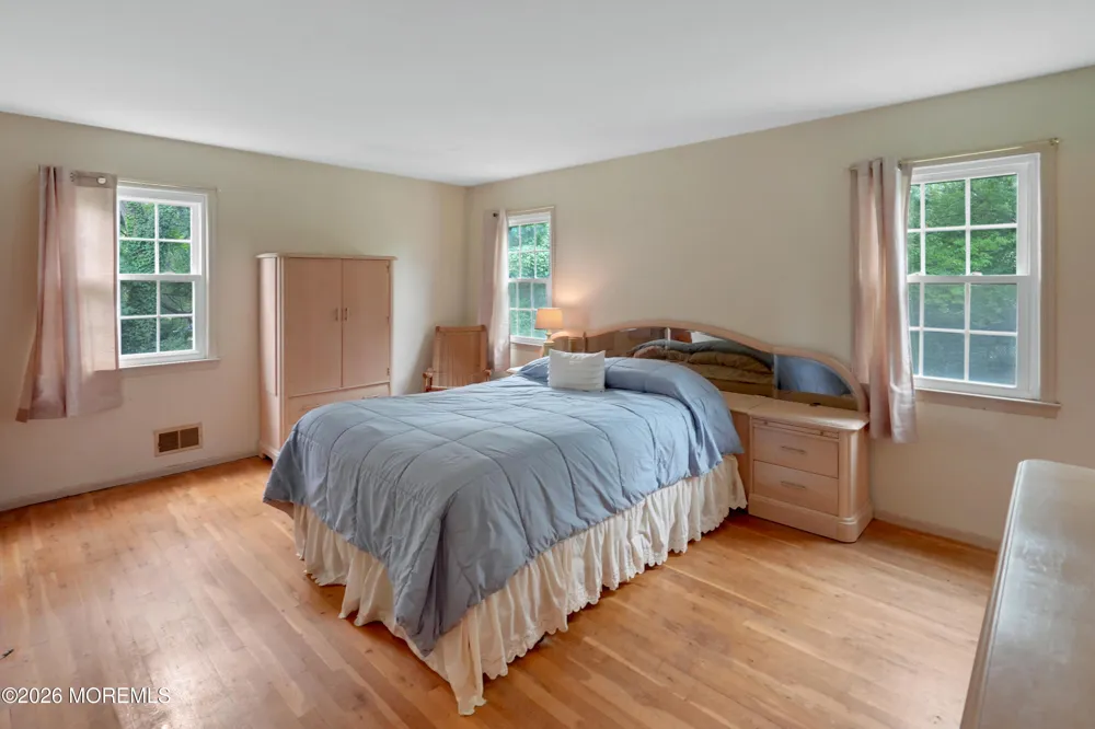 1413 Stanley Drive Wall, NJ 07719