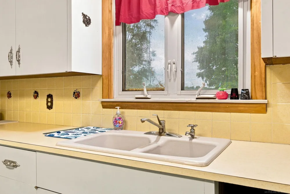 346 E Peck Road Elk Township, MI 48466