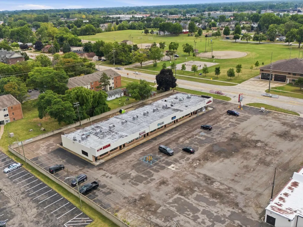 16861 E 14 Mile Road Fraser City, MI 48026