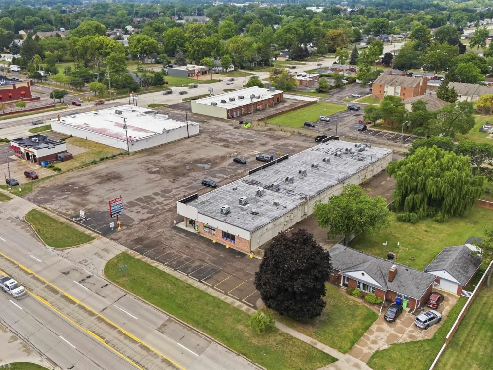 16861 E 14 Mile Road Fraser City, MI 48026