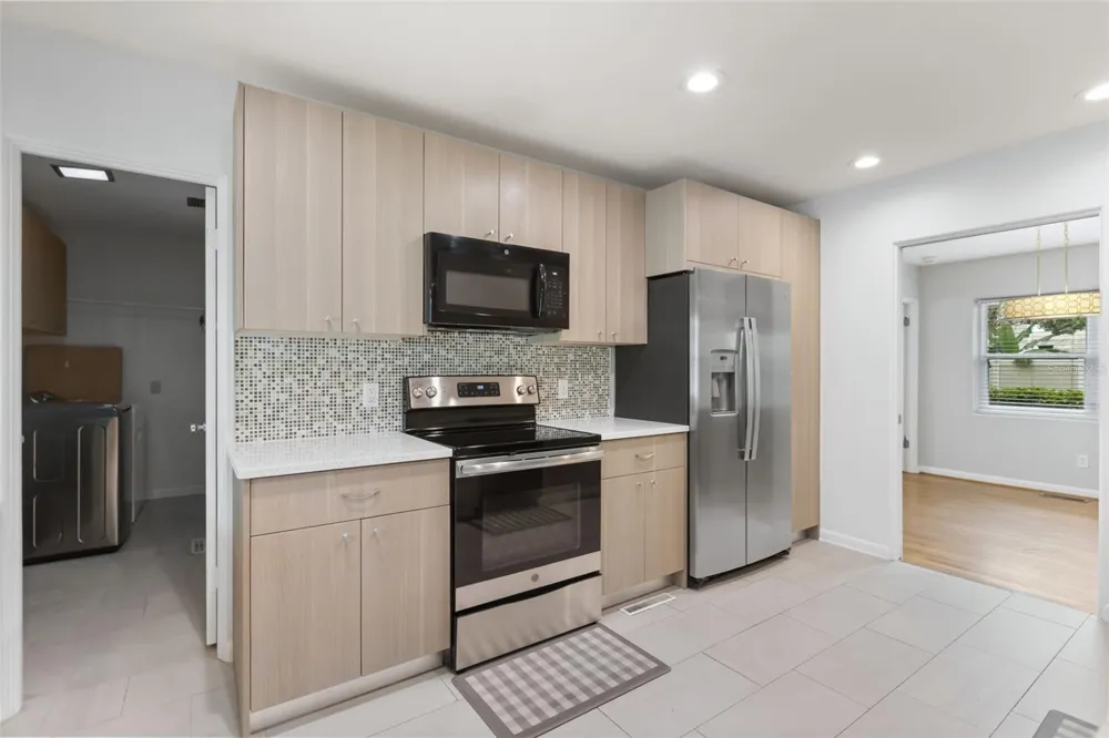 610 SWEETBRIAR ROAD Orlando, FL 32806