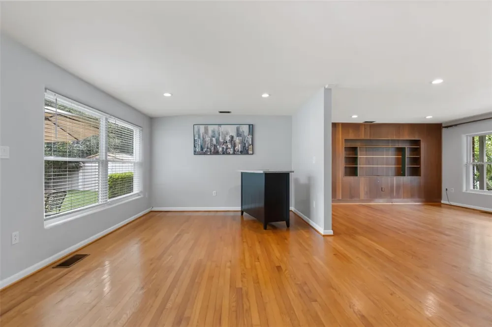 610 SWEETBRIAR ROAD Orlando, FL 32806