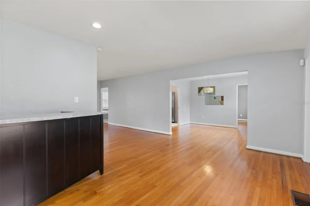 610 SWEETBRIAR ROAD Orlando, FL 32806