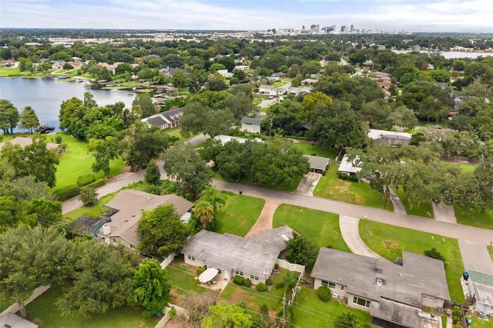 610 SWEETBRIAR ROAD Orlando, FL 32806