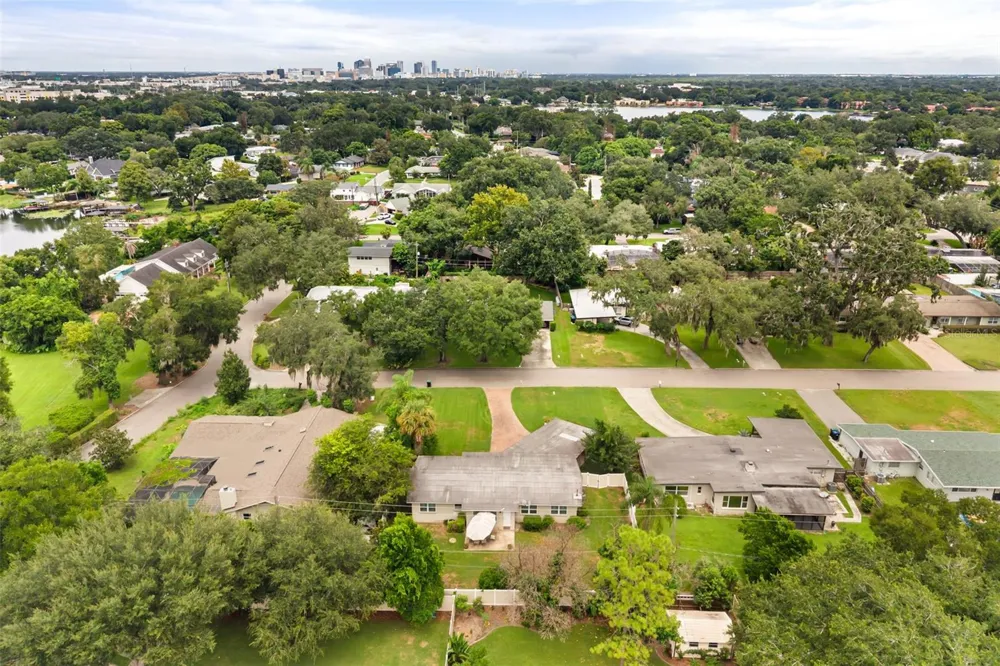 610 SWEETBRIAR ROAD Orlando, FL 32806