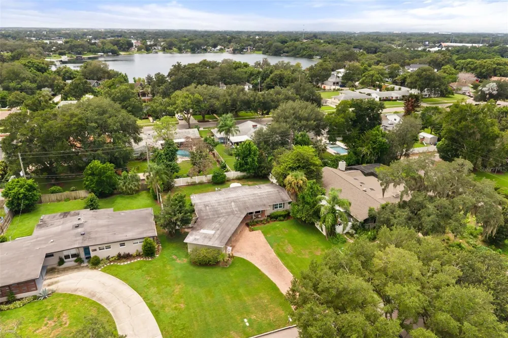 610 SWEETBRIAR ROAD Orlando, FL 32806
