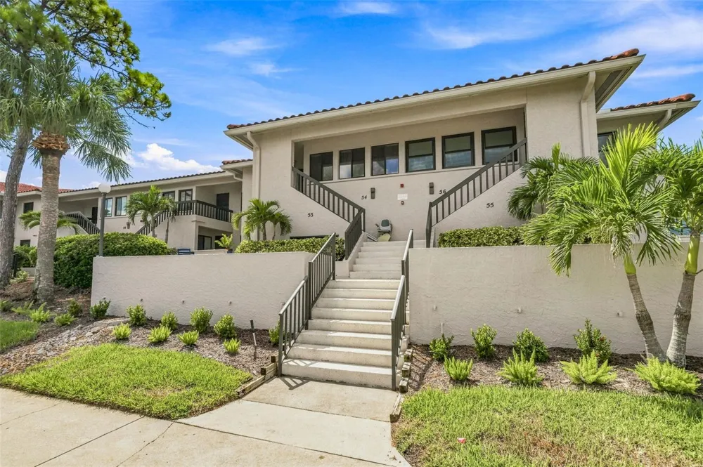 1805 MARINER DRIVE #53 Tarpon Springs, FL 34689