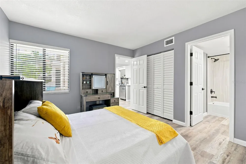 1805 MARINER DRIVE #53 Tarpon Springs, FL 34689