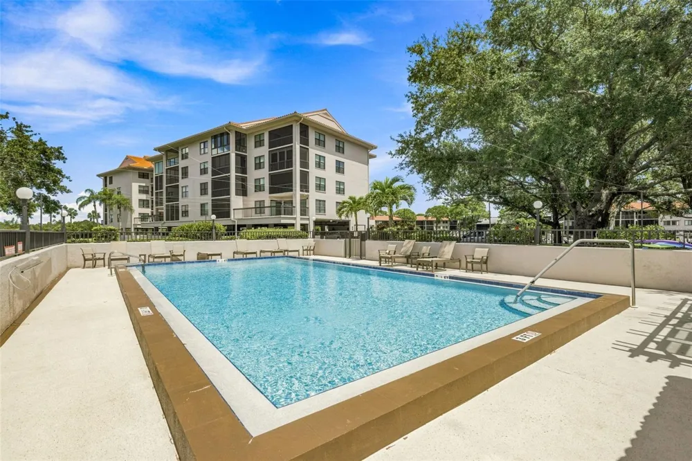 1805 MARINER DRIVE #53 Tarpon Springs, FL 34689
