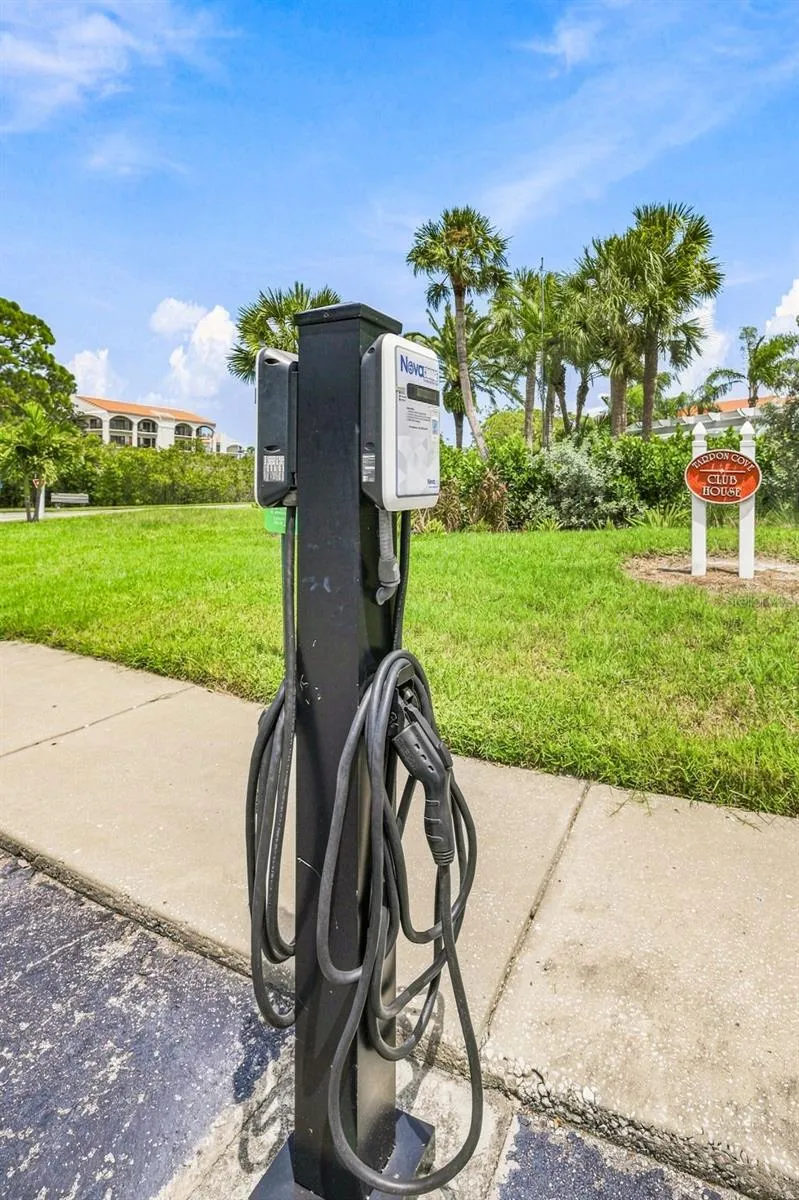 1805 MARINER DRIVE #53 Tarpon Springs, FL 34689