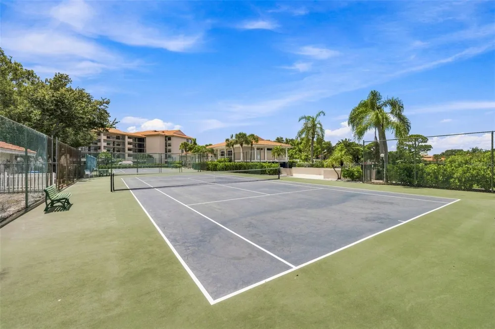 1805 MARINER DRIVE #53 Tarpon Springs, FL 34689