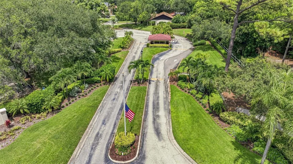 1805 MARINER DRIVE #53 Tarpon Springs, FL 34689
