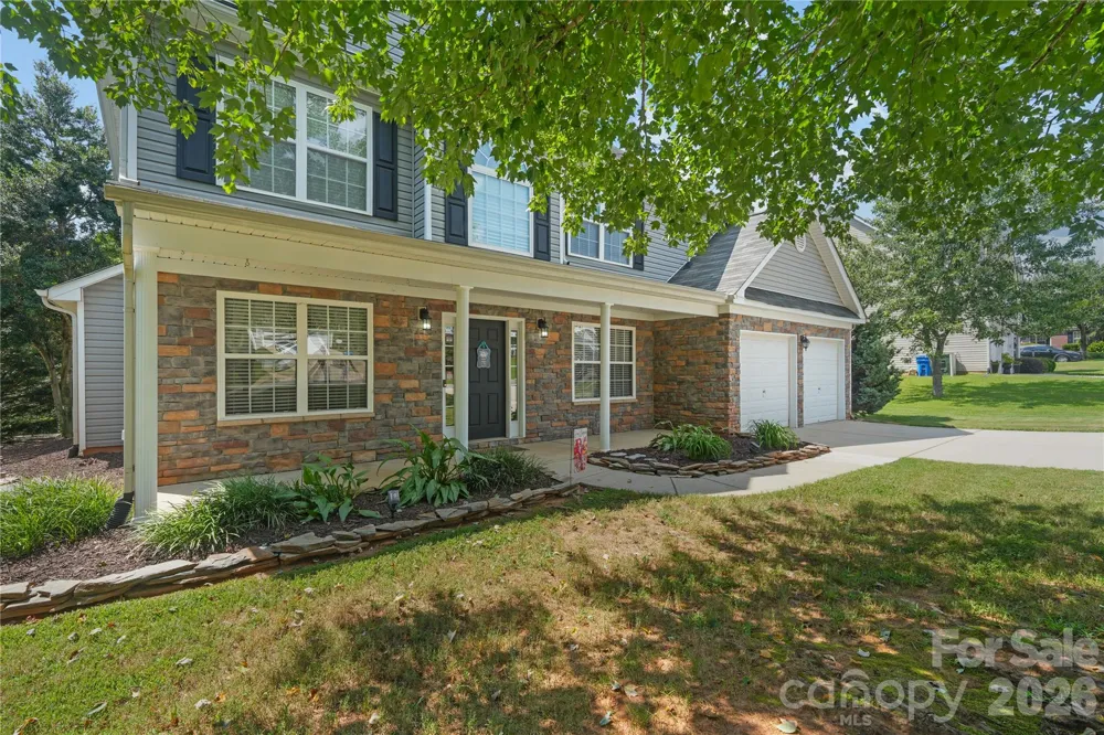 190 Almora Loop Mooresville, NC 28115