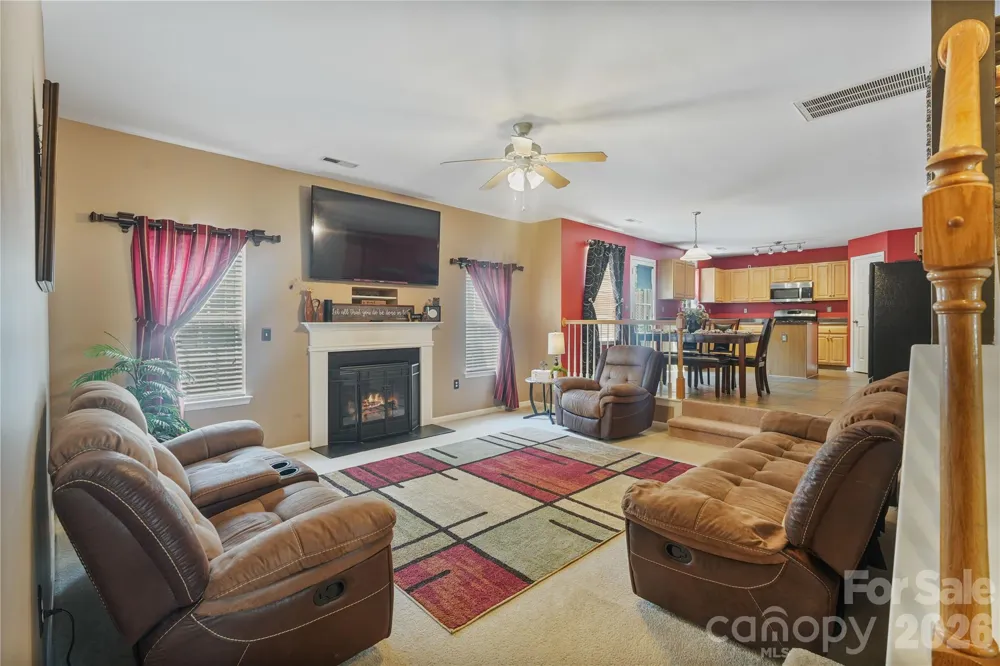 190 Almora Loop Mooresville, NC 28115