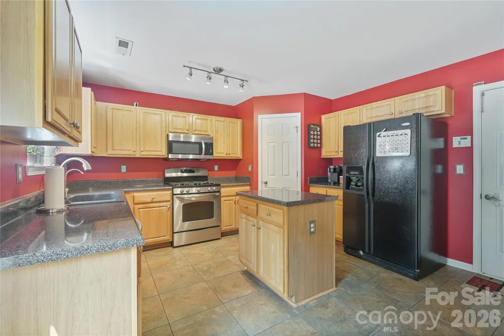 190 Almora Loop Mooresville, NC 28115