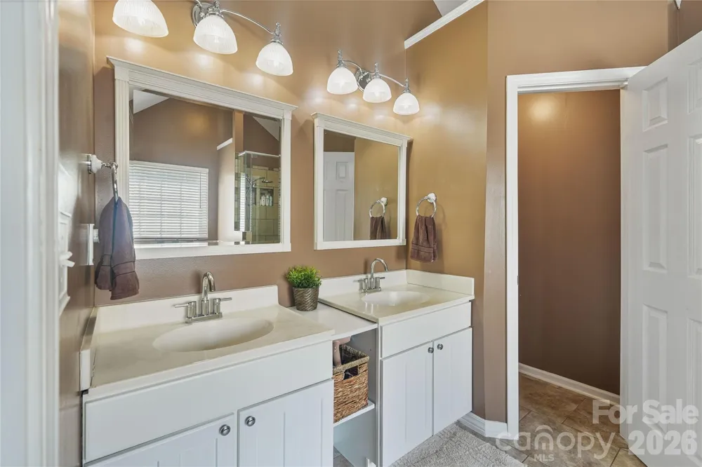 190 Almora Loop Mooresville, NC 28115