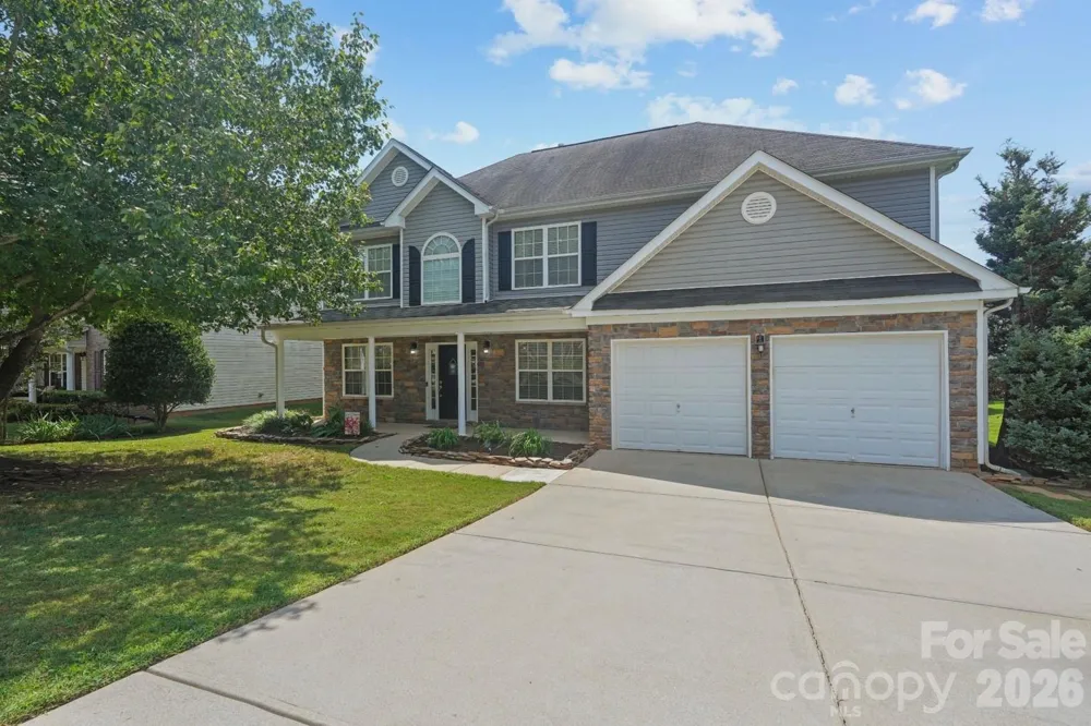 190 Almora Loop Mooresville, NC 28115