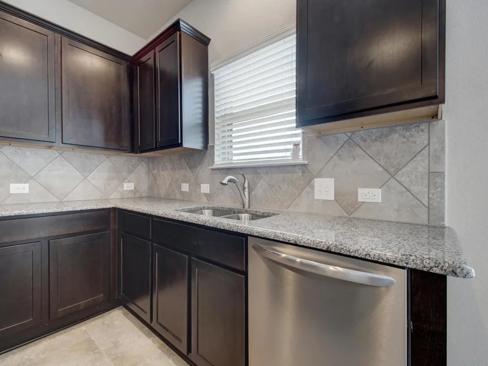 2004 Braunig Cove Round Rock, TX 78664