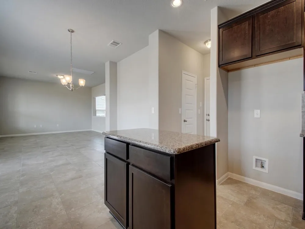 2004 Braunig Cove Round Rock, TX 78664