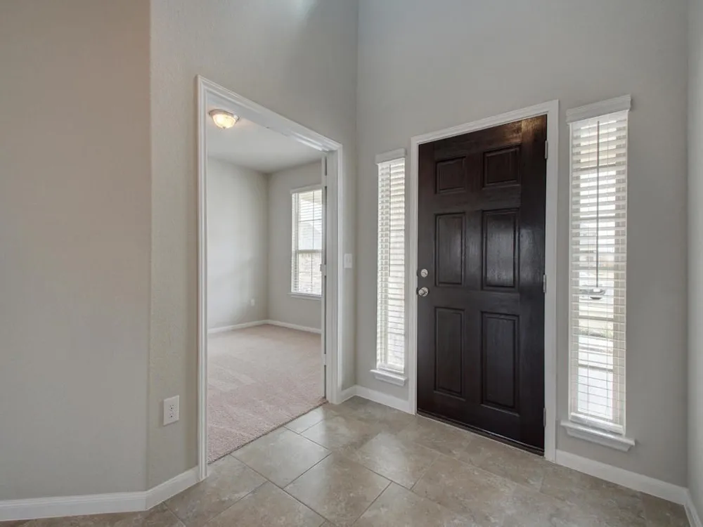 2004 Braunig Cove Round Rock, TX 78664