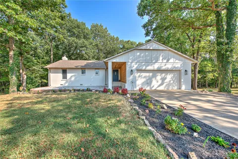 3960 E Highway 264