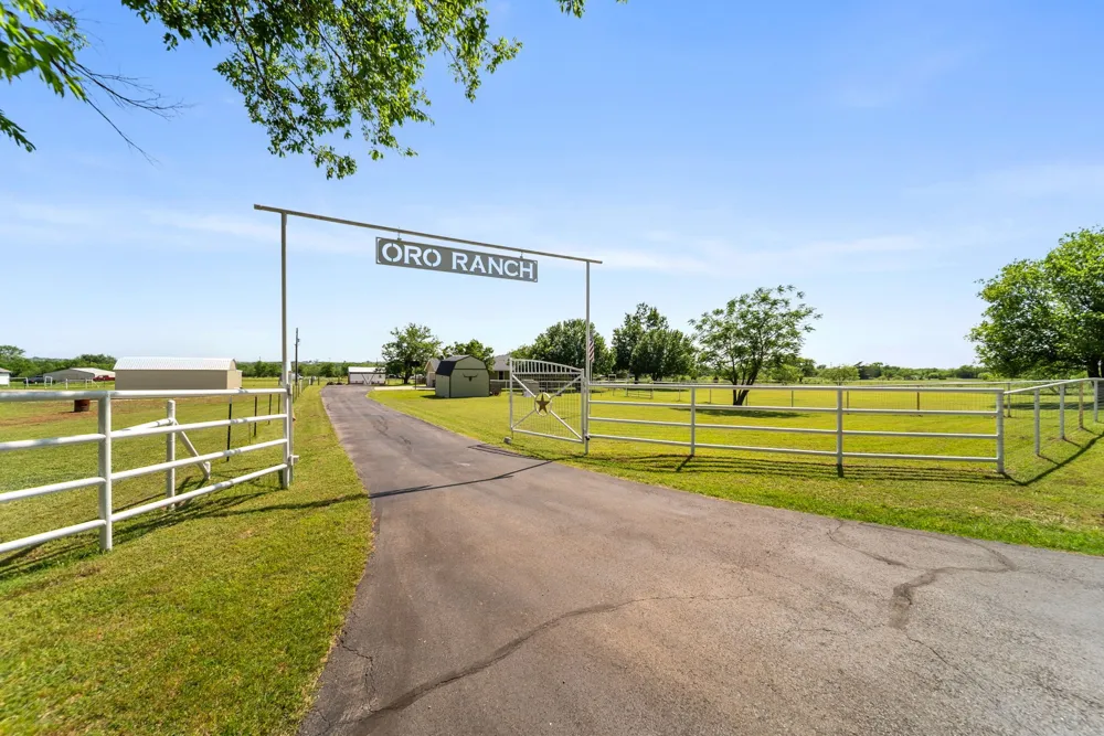 258 Bobcat Road Sanger, TX 76266