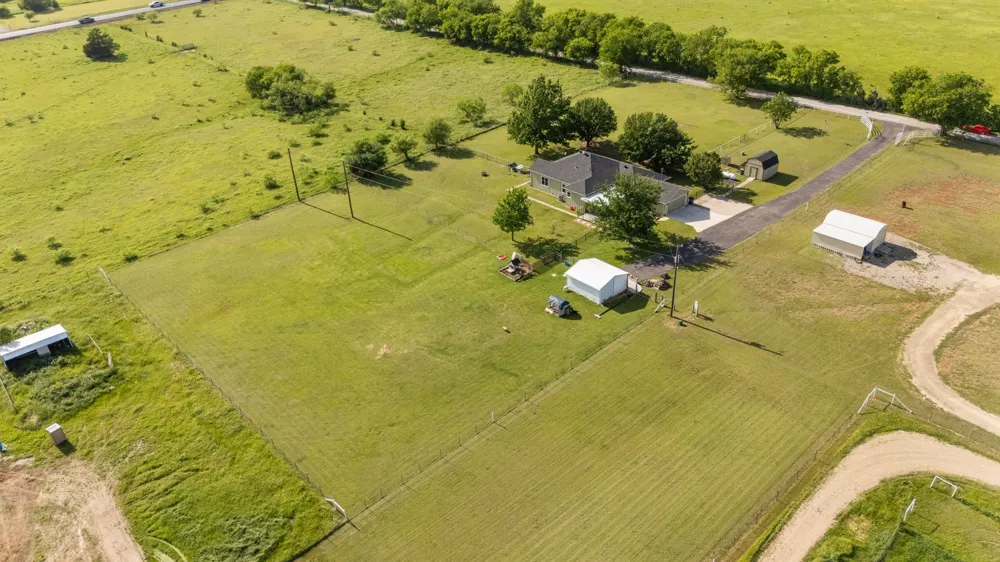 258 Bobcat Road Sanger, TX 76266