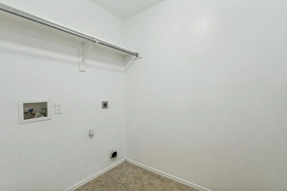 3012 Berkshire Lane Corinth, TX 76210